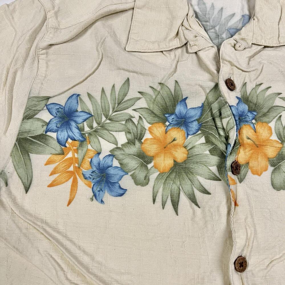 Caribbean Joe Hawaiian Shirt Sz XL Floral Chest Wrap Around Textured Rayon Macau - Picture 2 of 6